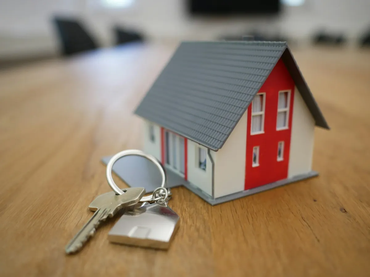 Case de Sucesso: Imobiliária Urbanik - 3x Mais Contatos com Site Profissional